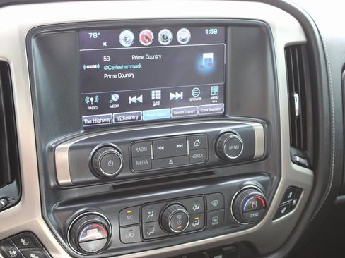 Used 2019 GMC Sierra 2500 Denali w/ Duramax Plus Package image 16