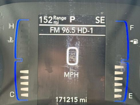 Used 2018 Chrysler Pacifica Touring-L w/ Tire & Wheel Group image 20