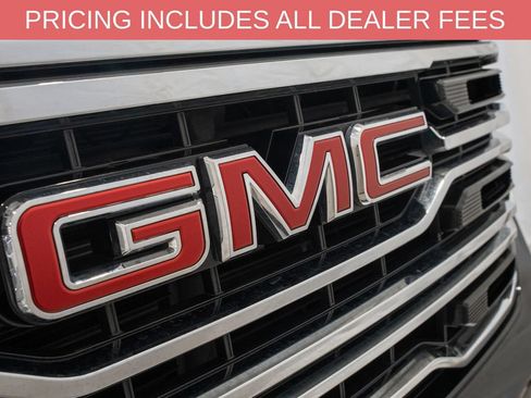 Used 2024 GMC Sierra 1500 SLT AWD/4WD image 3