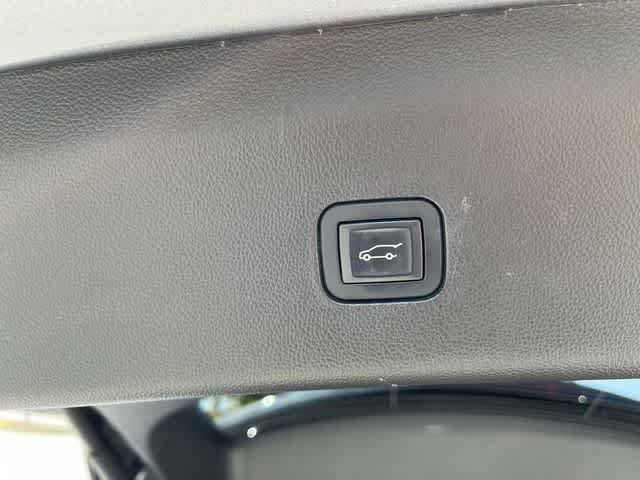 Used 2018 Buick Enclave Premium w/ Trailering Package AWD/4WD image 33