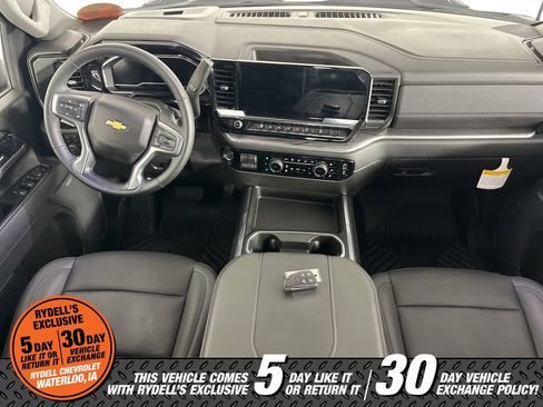 Certified 2025 Chevrolet Silverado 2500 LTZ w/ LTZ Plus Package image 17