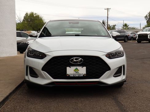 Used 2019 Hyundai Veloster Turbo FWD image 16