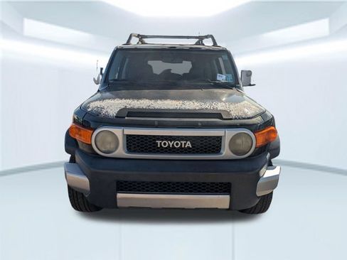 Used 2010 Toyota FJ Cruiser 2WD image 6