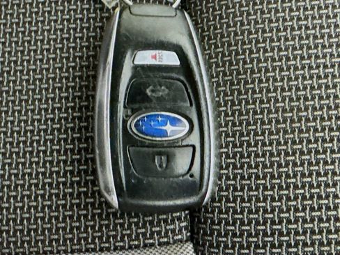 Used 2021 Subaru Crosstrek 2.0i Premium w/ Moonroof Package AWD/4WD image 36