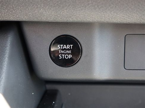 Certified 2025 Nissan Rogue SV w/ SV Premium Package image 26