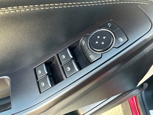 Used 2020 Ford Explorer Limited AWD/4WD image 16
