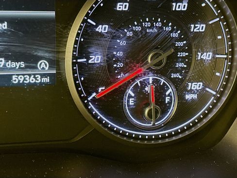 Used 2023 Hyundai Santa Fe SEL image 19