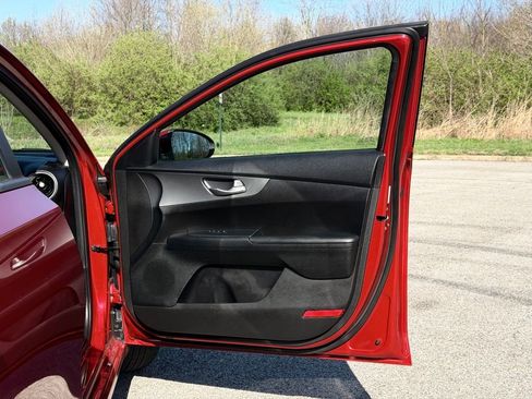 Used 2020 Kia Forte LXS image 21