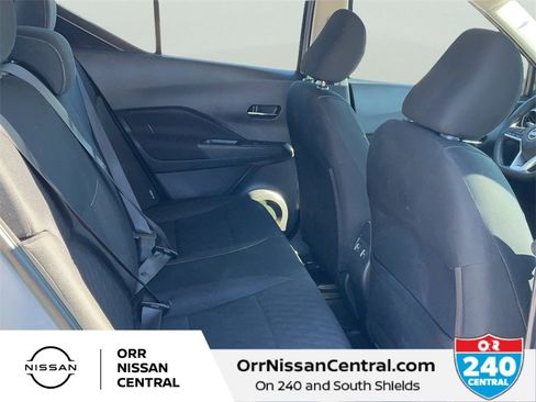 Used 2024 Nissan Kicks SV image 12