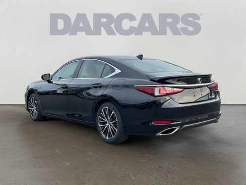 Certified 2023 Lexus ES 350 w/ Premium Package image 4