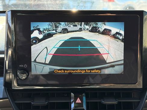 Used 2023 Toyota Corolla Cross LE image 26