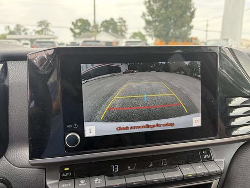 Used 2025 Toyota Camry LE FWD image 15