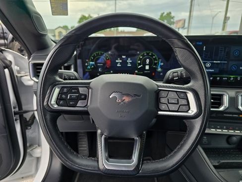 Used 2024 Ford Mustang Premium image 22