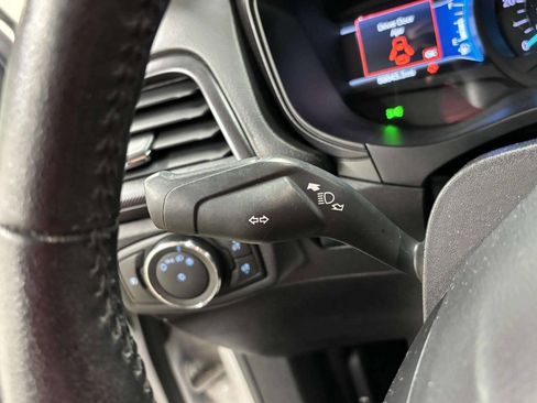 Used 2018 Ford Fusion SE w/ Equipment Group 601A image 30