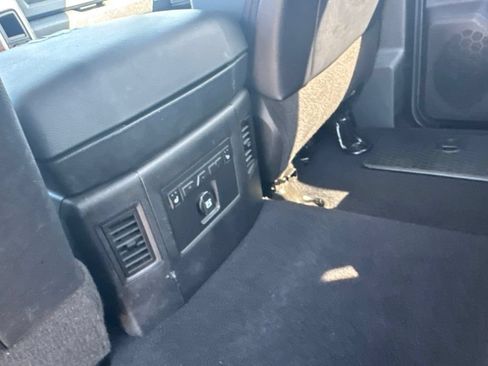 Used 2018 RAM 1500 Laramie AWD/4WD image 31