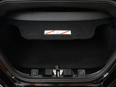 Used 2025 Ferrari Roma Spider RWD image 18