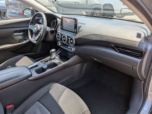 Used 2021 Nissan Sentra SR FWD image 23