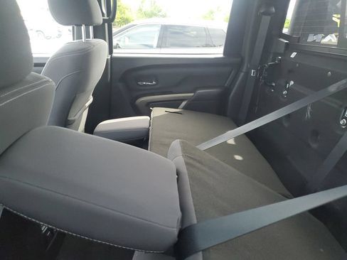 Certified 2024 Nissan Titan SV w/ SV Bronze Edition Package AWD/4WD image 10