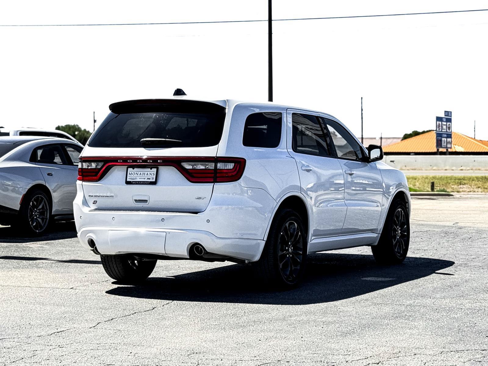 Used 2025 Dodge Durango GT AWD/4WD image 7