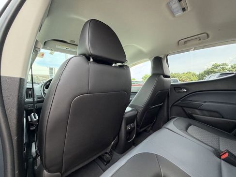 Used 2019 Chevrolet Colorado Z71 RWD image 16