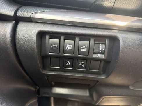 Used 2023 Subaru Forester Premium AWD/4WD image 18