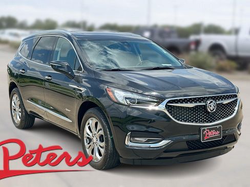 Used 2021 Buick Enclave Avenir w/ Avenir Technology Package FWD image 1