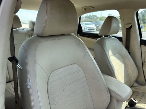 Used 2012 Volkswagen Passat 2.5 SEL FWD image 22