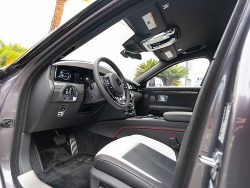 New 2027 Rolls-Royce Ghost Black Badge AWD/4WD image 24