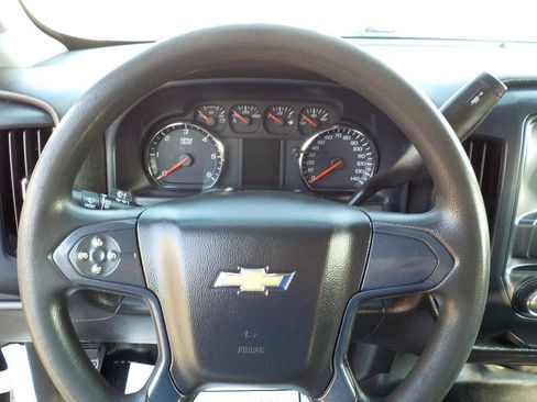 Used 2018 Chevrolet Silverado 2500 W/T w/ WT Convenience Package RWD image 17