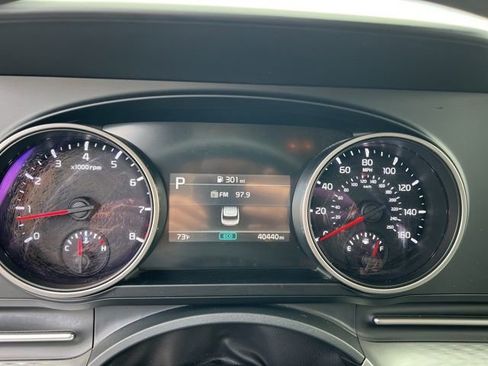 Certified 2024 Kia Carnival LX image 12