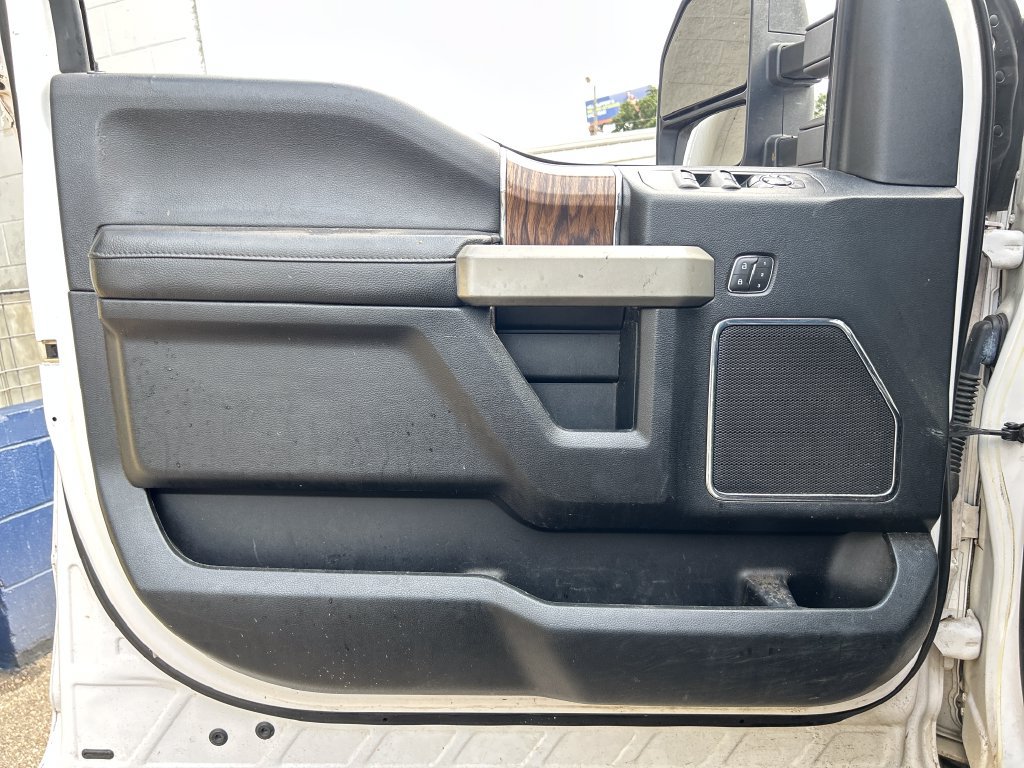 Used 2018 Ford F150 Lariat RWD image 7