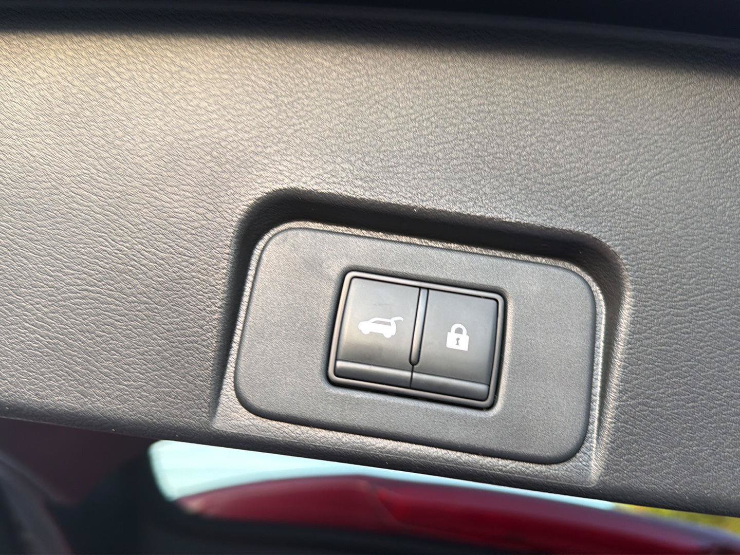 Used 2024 Nissan Rogue SL w/ SL Premium Package FWD image 36