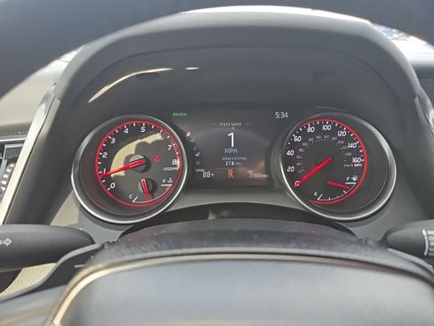 Used 2024 Toyota Camry XSE FWD image 11