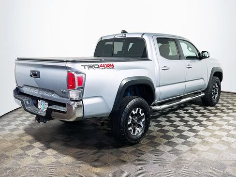 Certified 2023 Toyota Tacoma TRD Off-Road AWD/4WD image 7