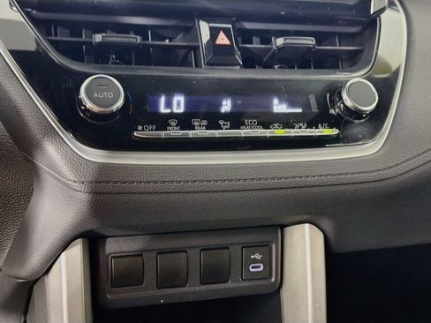 Used 2024 Toyota Corolla Cross AWD Hybrid image 20