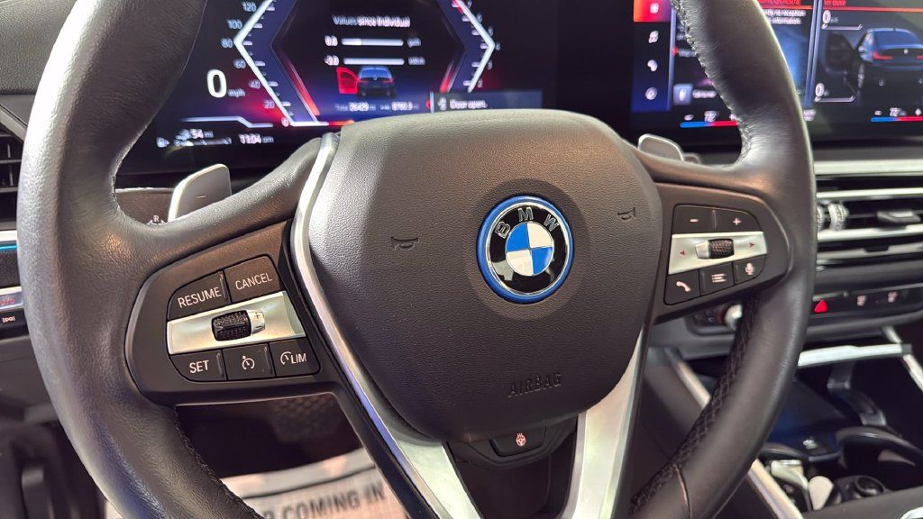 Used 2024 BMW 330e xDrive AWD/4WD image 21