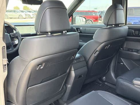 Certified 2025 Hyundai Santa Fe Calligraphy image 16