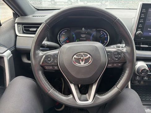Used 2022 Toyota RAV4 XSE w/ XSE Grade Weather Package AWD/4WD image 19