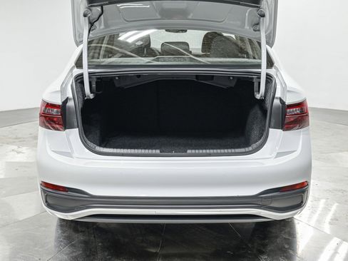 Used 2025 Volkswagen Jetta S image 7