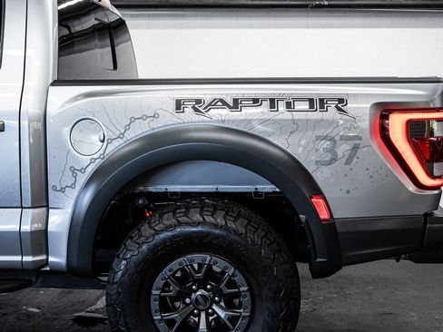 Used 2022 Ford F150 Raptor w/ Raptor 37 Performance Package AWD/4WD image 15