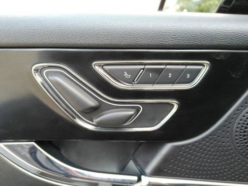 Used 2025 Lincoln Corsair FWD w/ Equipment Group 101A image 15