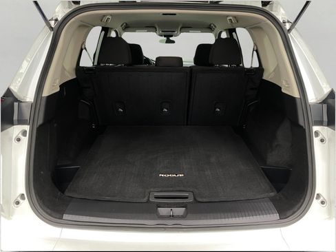 Certified 2025 Nissan Rogue S AWD/4WD image 5