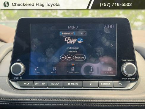 Used 2023 Nissan Rogue S FWD image 15