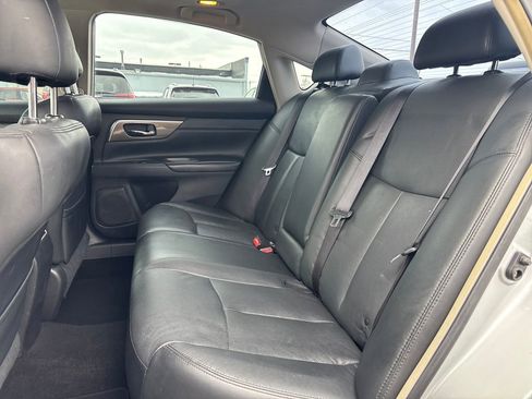 Used 2013 Nissan Altima 3.5 SL w/ Technology Pkg image 17