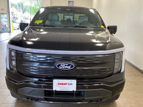 New 2025 Ford F150 Lightning Platinum image 3