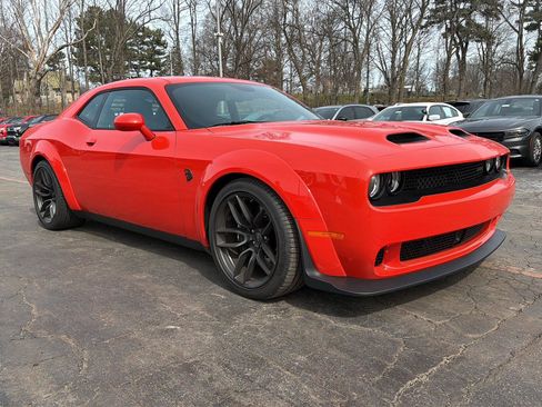 Used 2023 Dodge Challenger SRT Hellcat RWD image 4