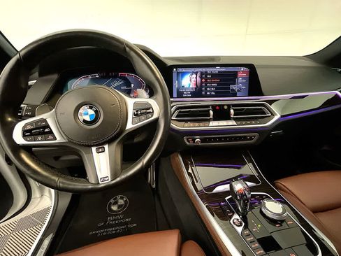 Used 2019 BMW X5 xDrive50i w/ M Sport Package image 12
