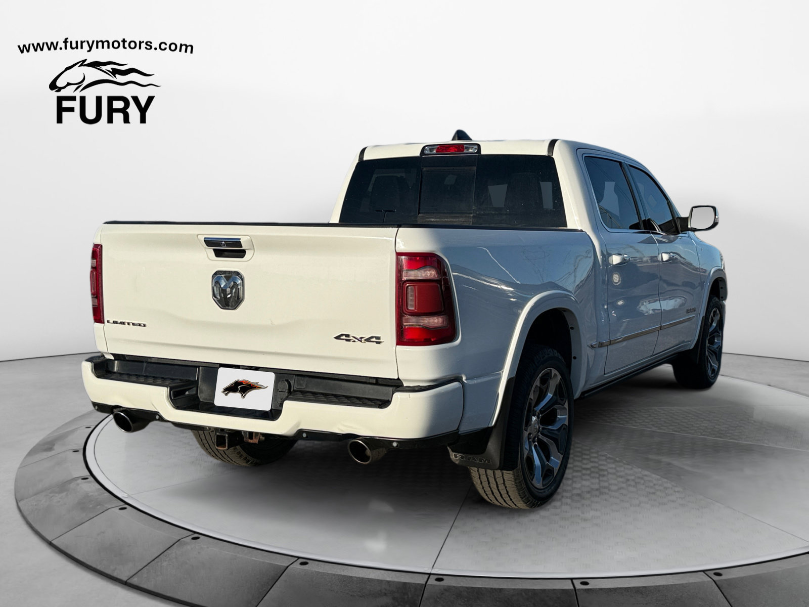 Used 2022 RAM 1500 Limited w/ Body Color Bumper Group AWD/4WD image 7