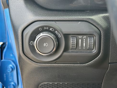 Used 2022 Jeep Wrangler Unlimited Sport AWD/4WD image 26