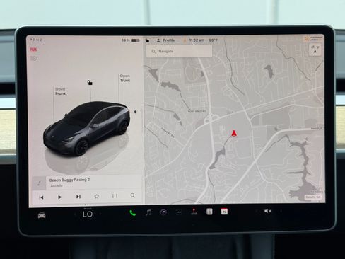 Used 2022 Tesla Model Y Long Range AWD/4WD image 22